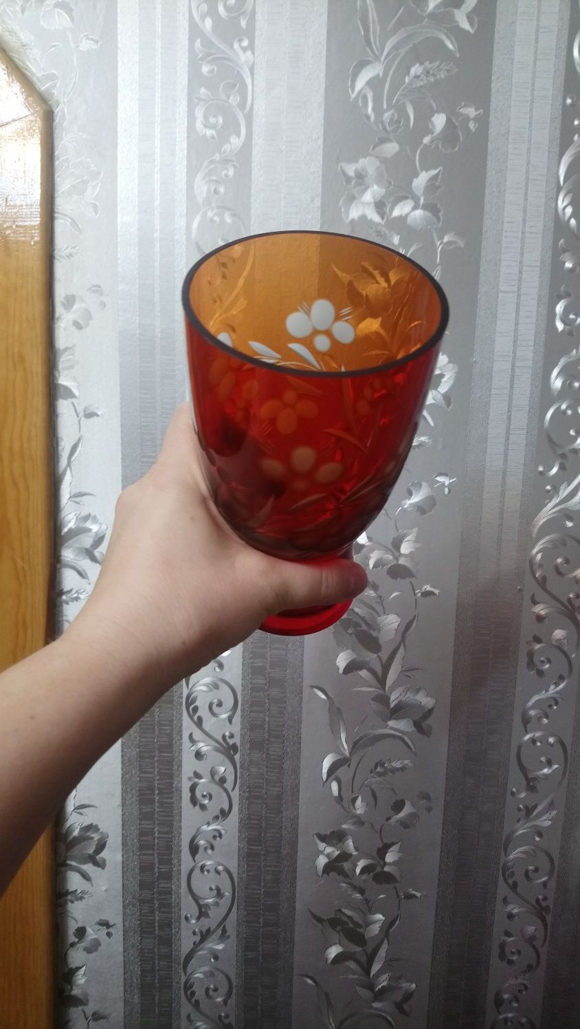 Любая за 7000 тенге. Вазы времён СССР. Цветное стекло, ручная работа.
