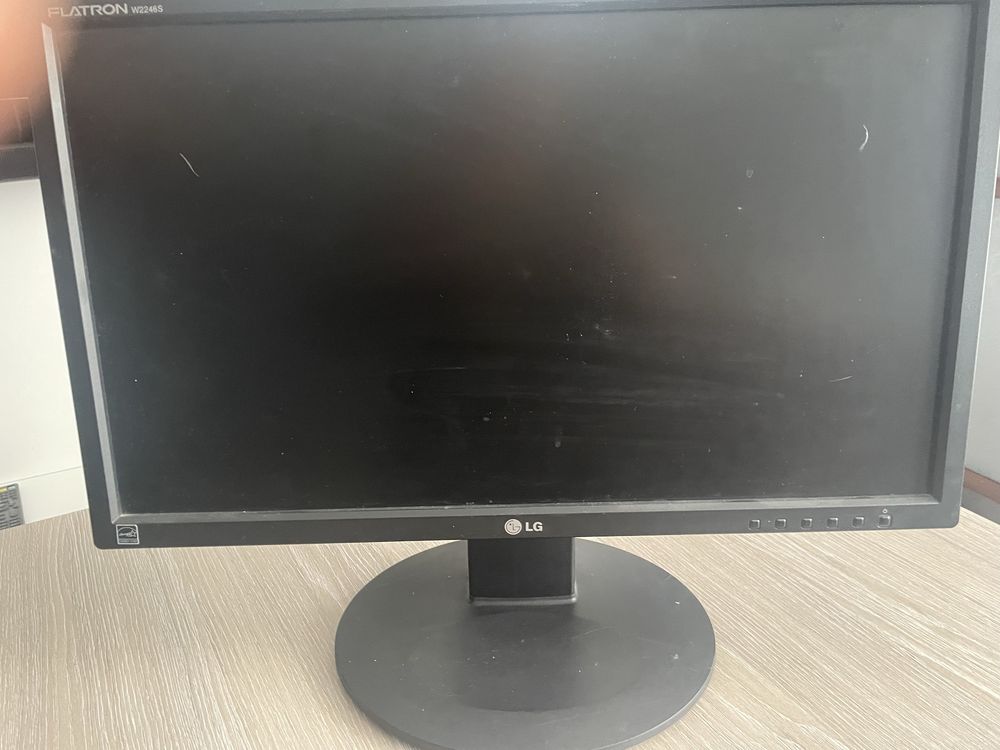 Мониторы LG, Samsung б/у в отличном состояний