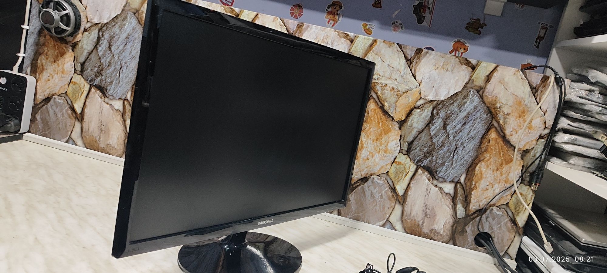 Монитор Samsung 24" HDMI