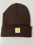 Шапки stussy и carhartt
