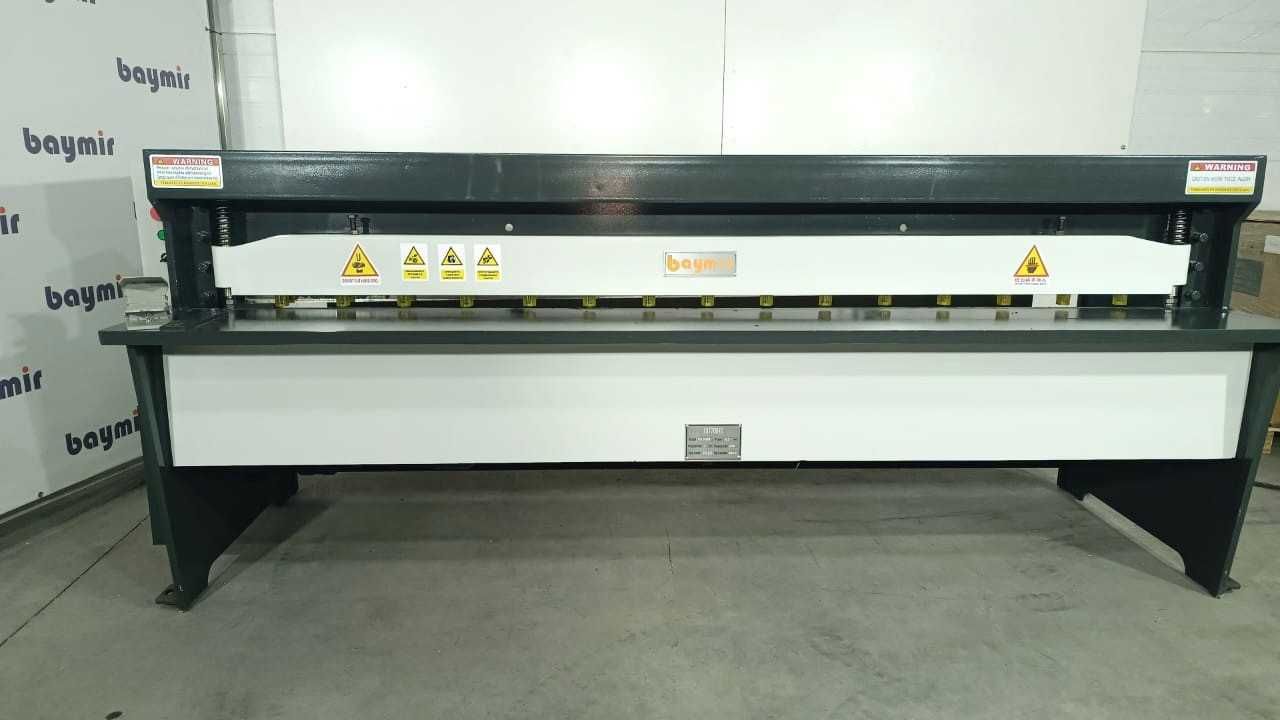 Гильотина Q11-2х2500 для резки металла в наличии в Алматы