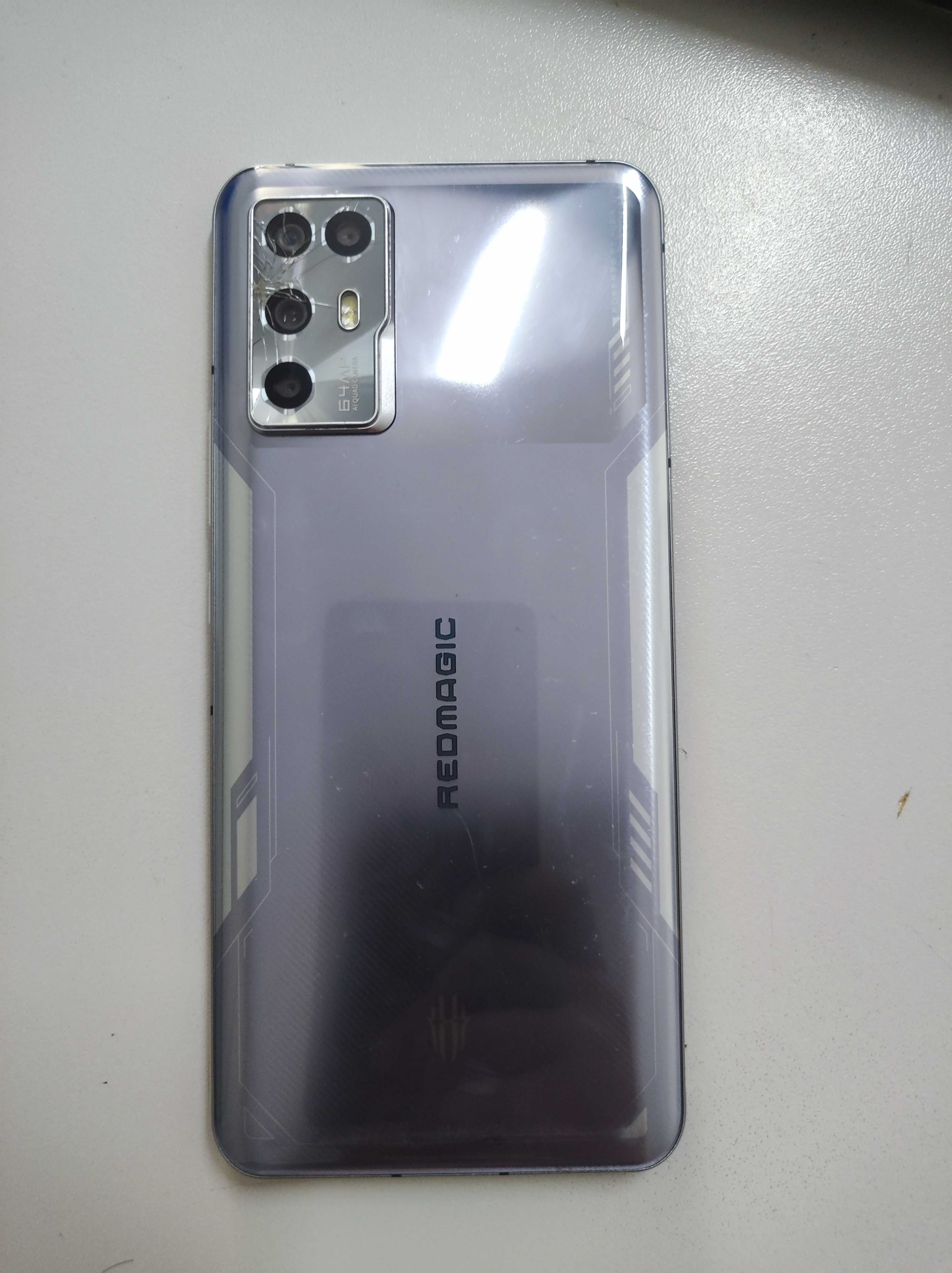 ZTE Nubia Red Magic 6 Racing 256/12, Snapdragon 888