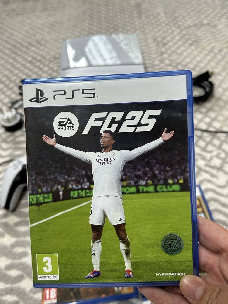 Продам PS 5 Slim