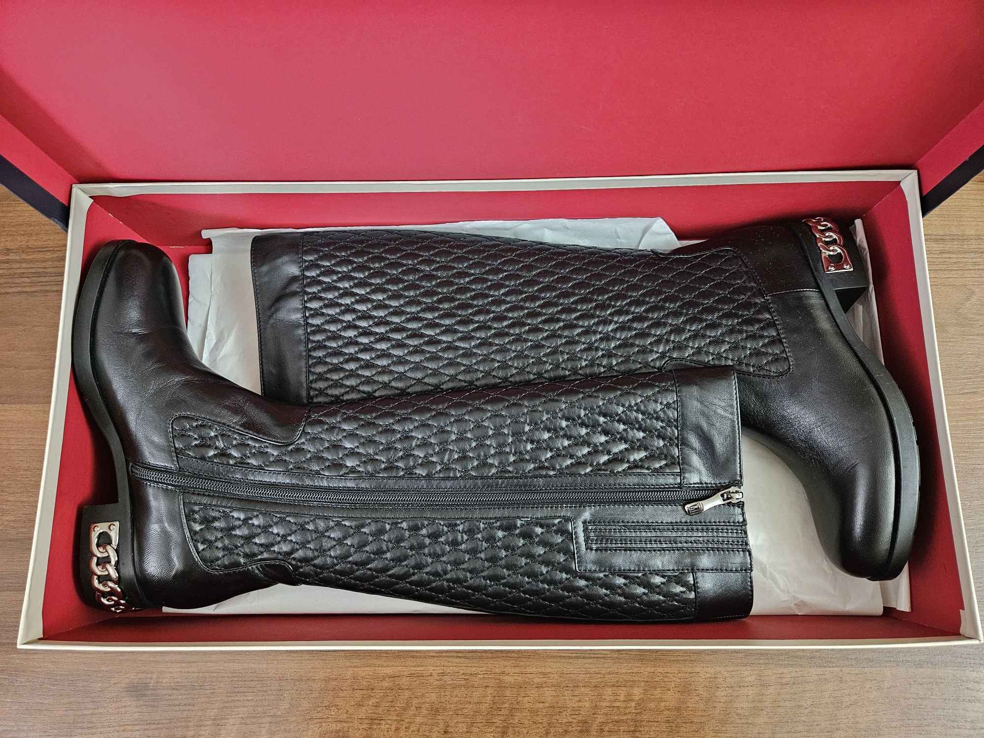 Сапоги Fabiani 37 размер новые