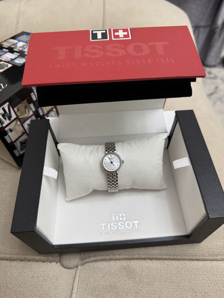 Женские швейцарские часы Tissot оригинал