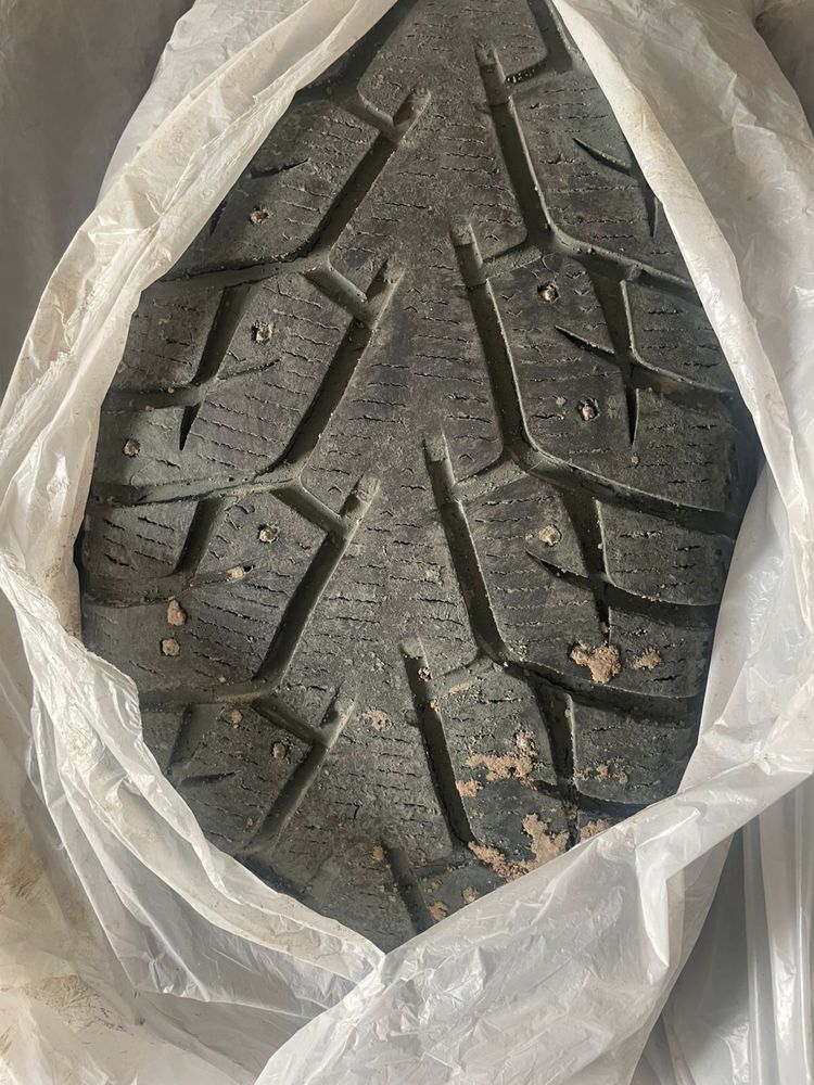 Шини с дисками 4 шт yokohoma зимни 285х65х17