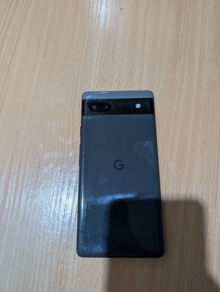 Телефон Google pixel 6a