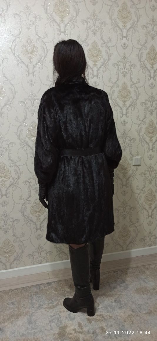 Продам норковую шубу, состояние отличное
