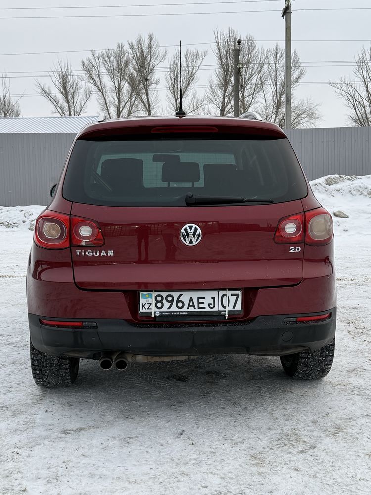 Volkswagen Tiguan 2011г