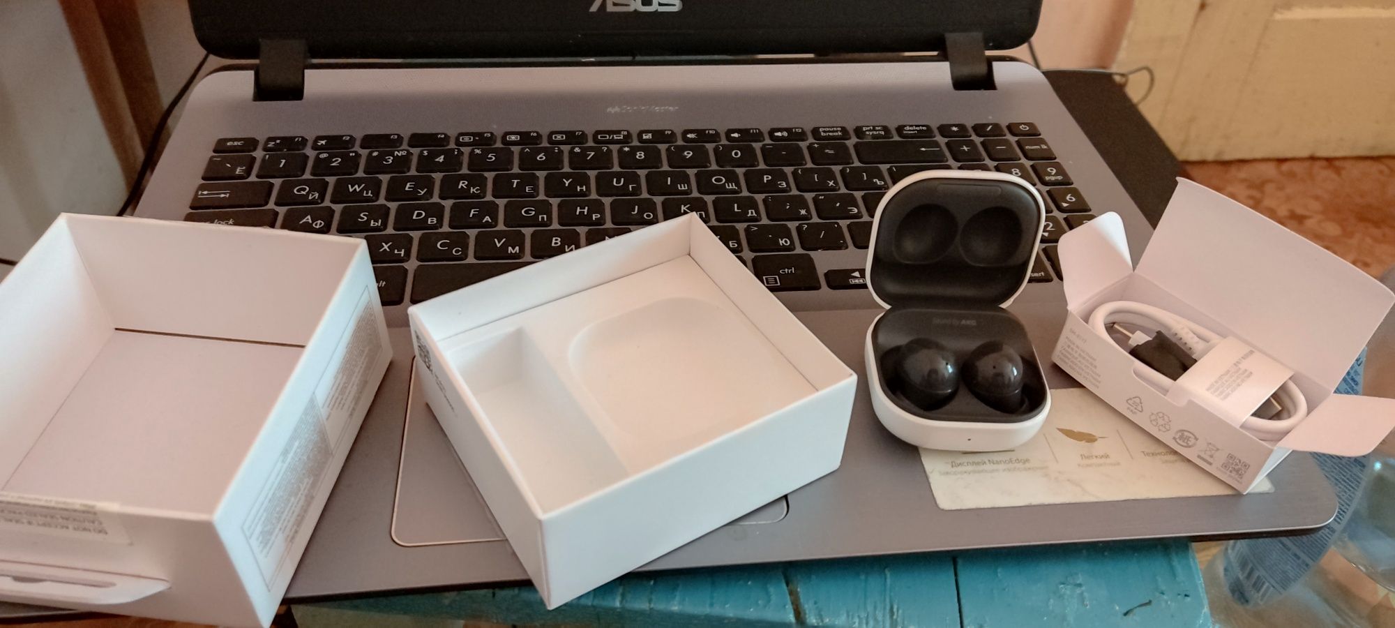 Беспроводные наушники Samsung galaxy buds2 sm-r177