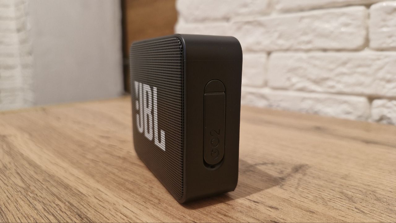 Продам колонку JBL GO2 в идиальном состоянии