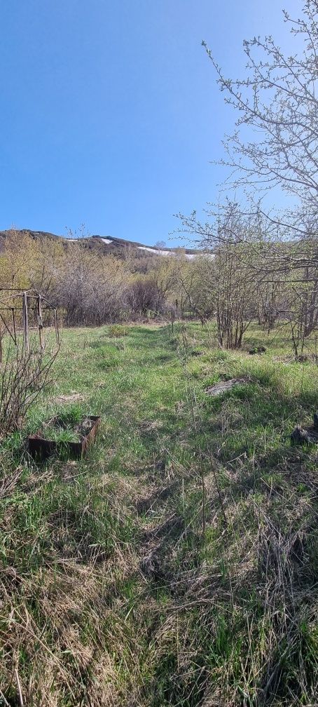 Продам участок с домом . Зимний вариант
