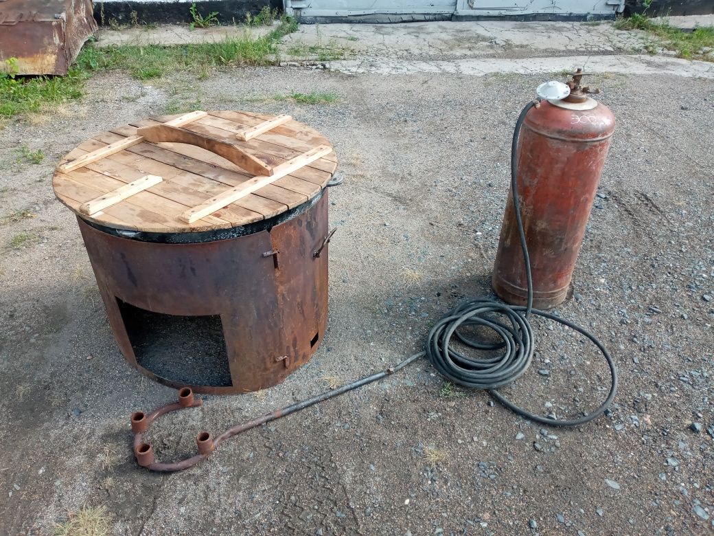 Қазан, ошақ, горелка, баллон.