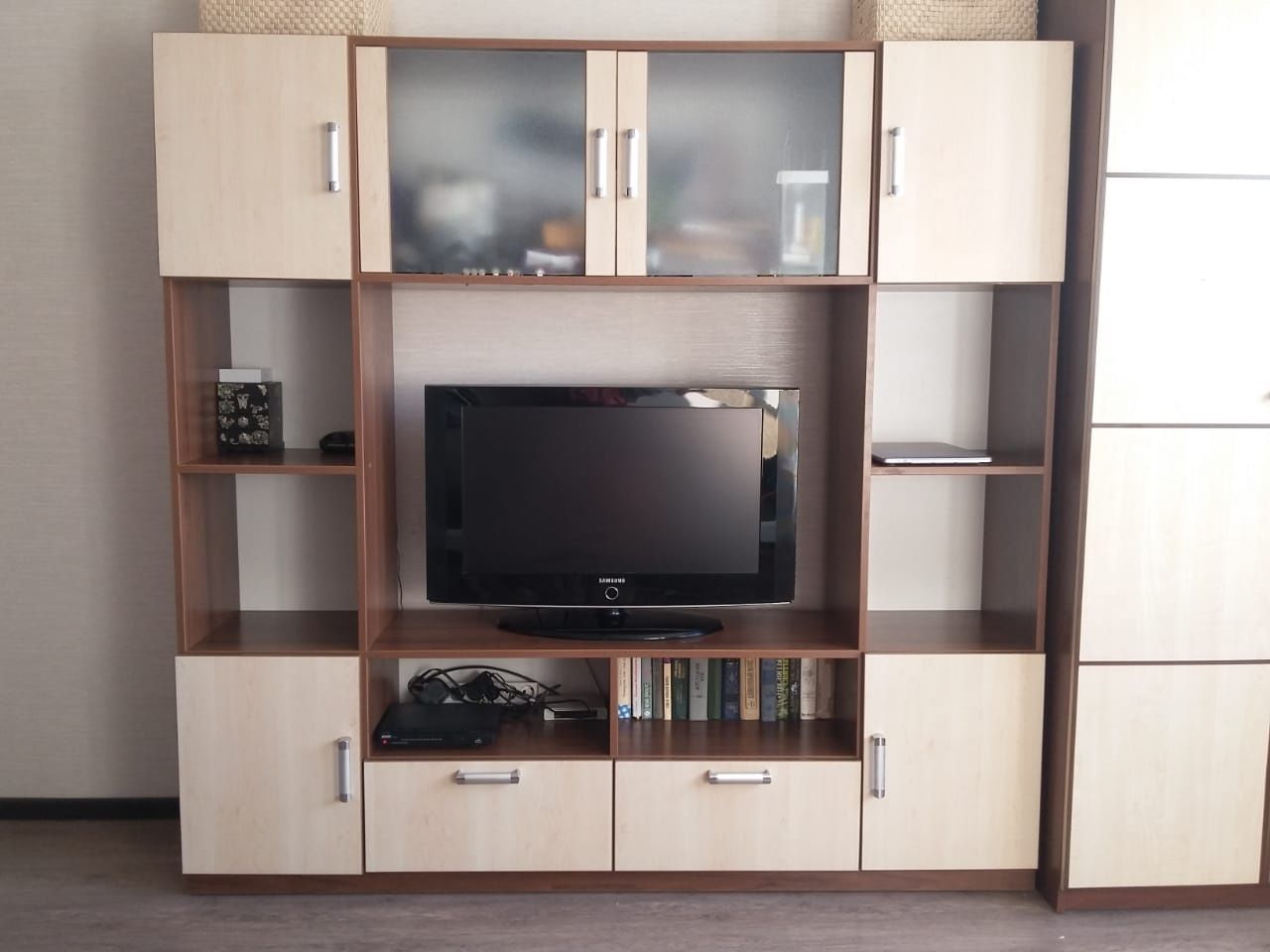 Продам стенку горку мебель для зала