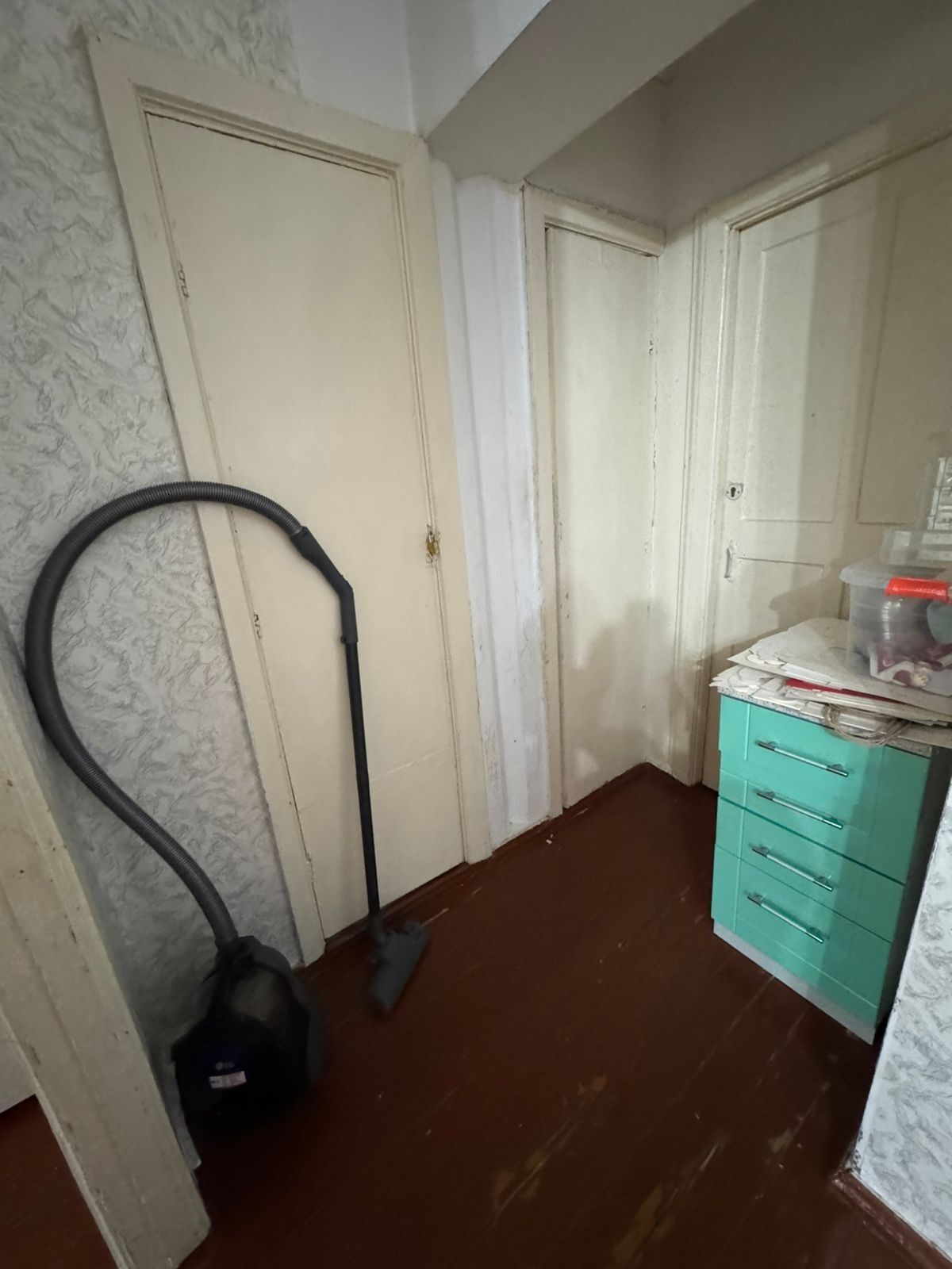 Продам срочно  3-х комн. квартиру