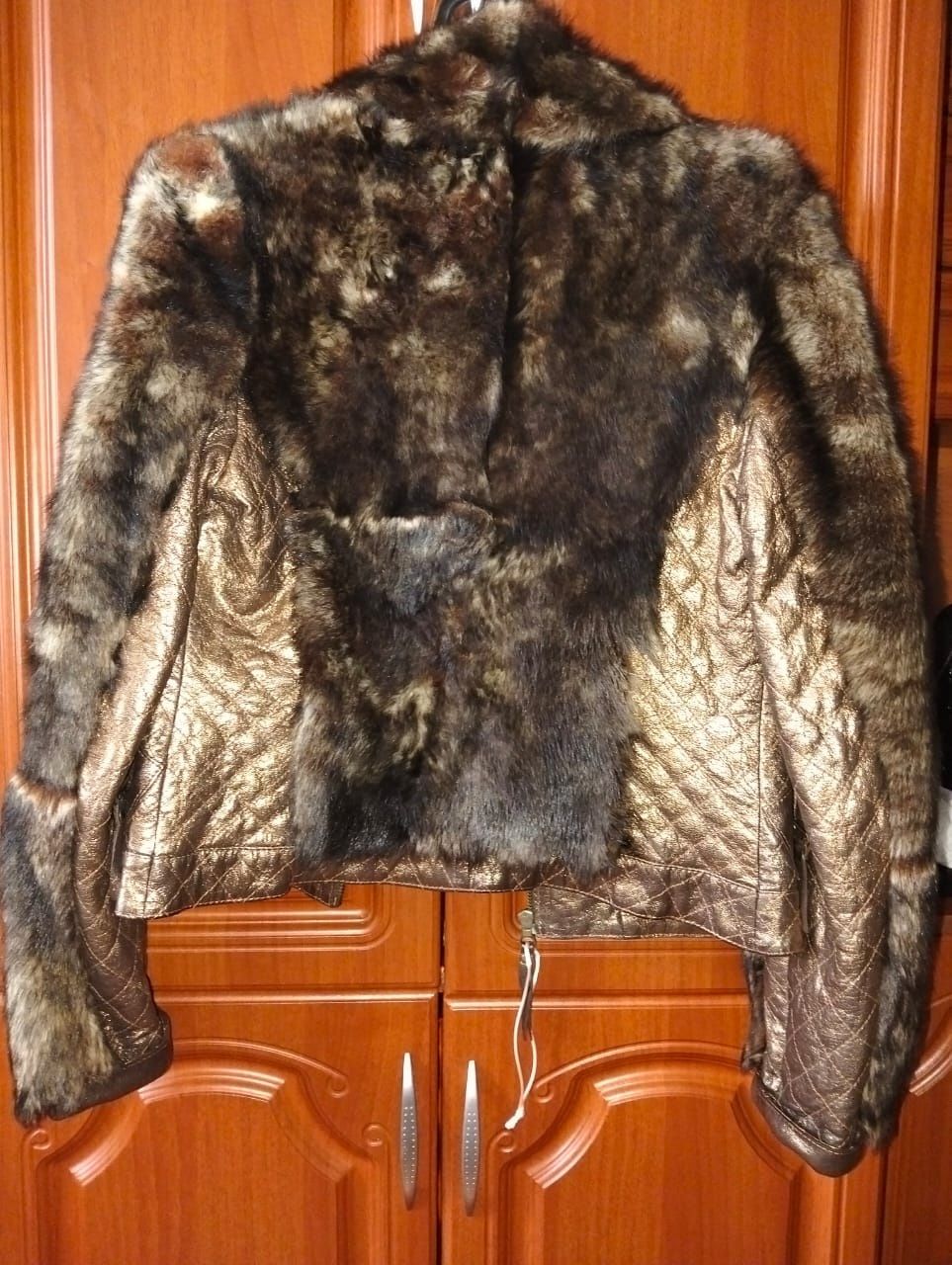 Продам дублёнки новые, и мужская куртка