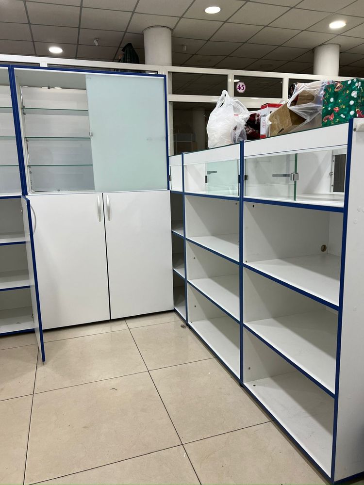 Продаются витрины