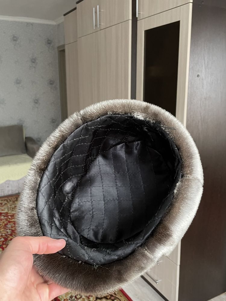 Меховая шапка
