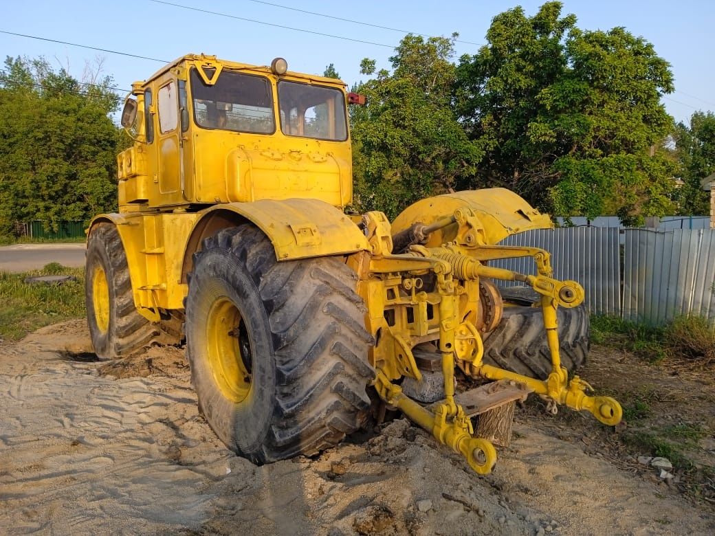 Крировец К-700 продам