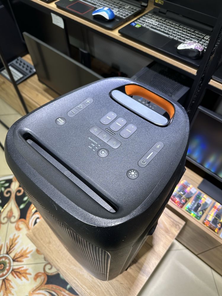 Портативная колонка JBL PartyBox 310, 240 Вт, 10270/А10