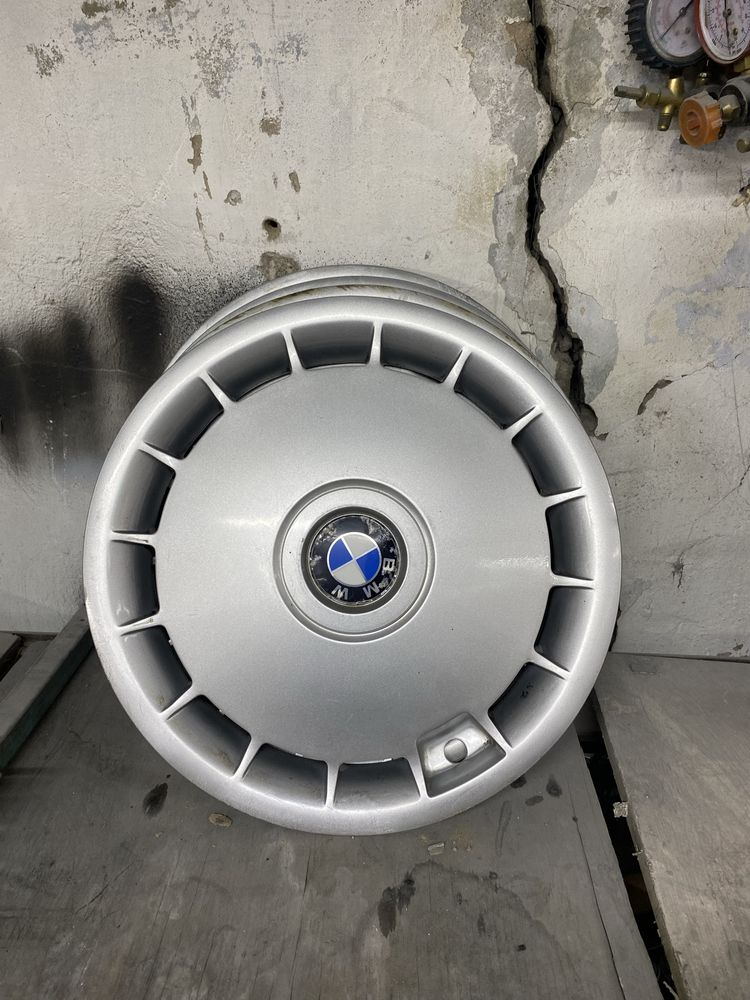 Продам Колпаки бмв 34 BMW