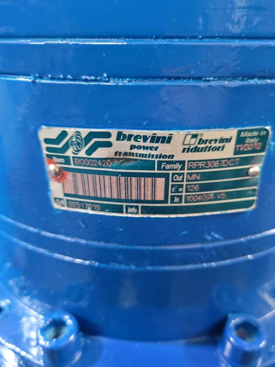 Редуктор Бревини (BREVINI) поворотный, марки RPR3067DCT, i=126