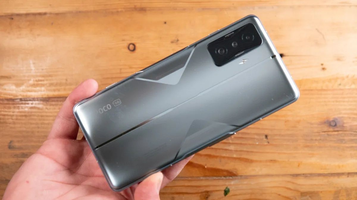 Poco F4 GT Продам