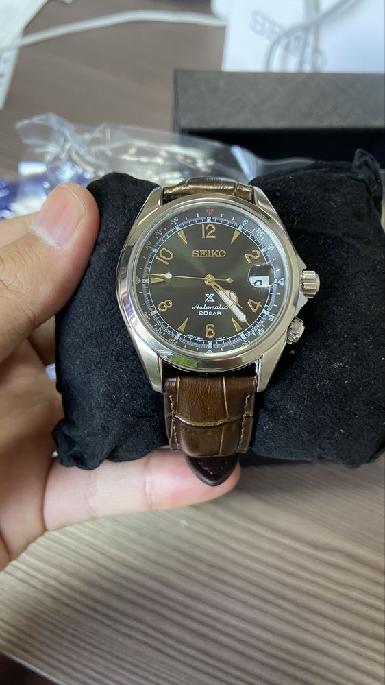 Seiko Alpinist SPB121 — японские автоматические часы