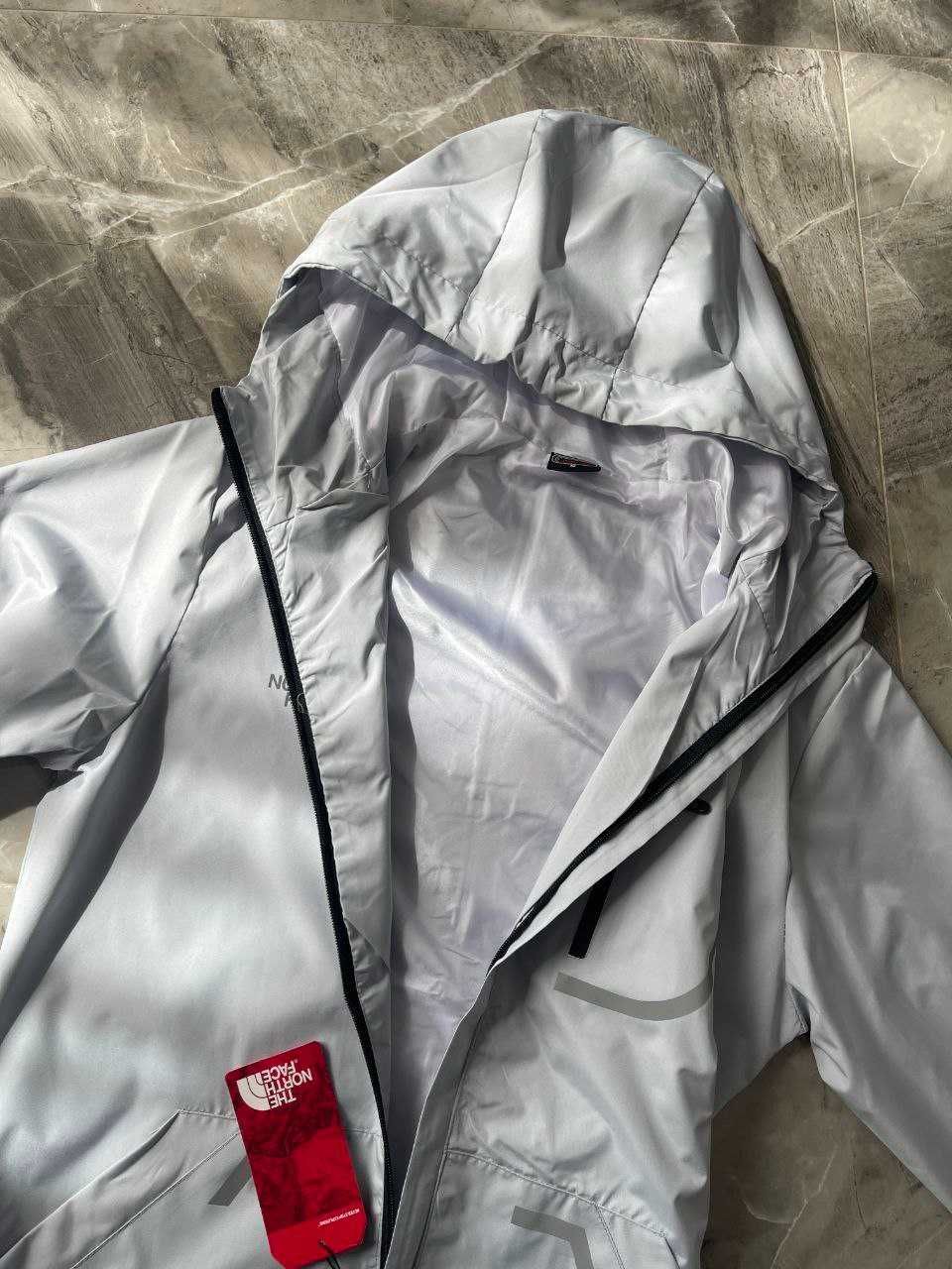 Ветровка The North Face! Новая!