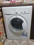 Продам стиральную машину Indesit