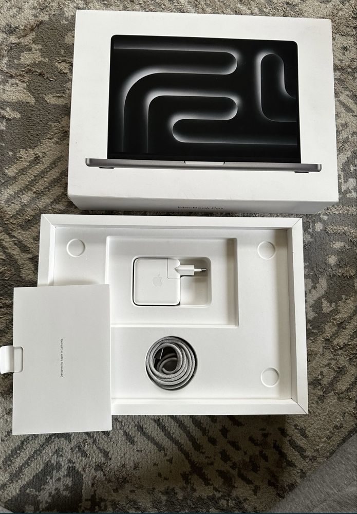 Macbook Pro M3 8/512