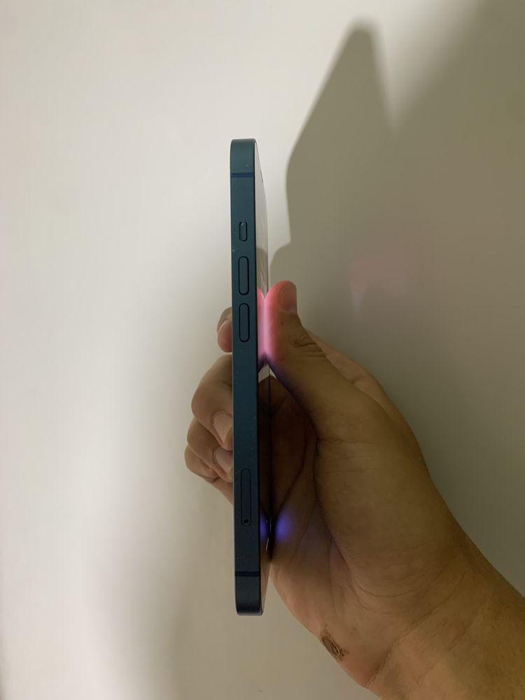 iPhone 13 128GB (Blue)