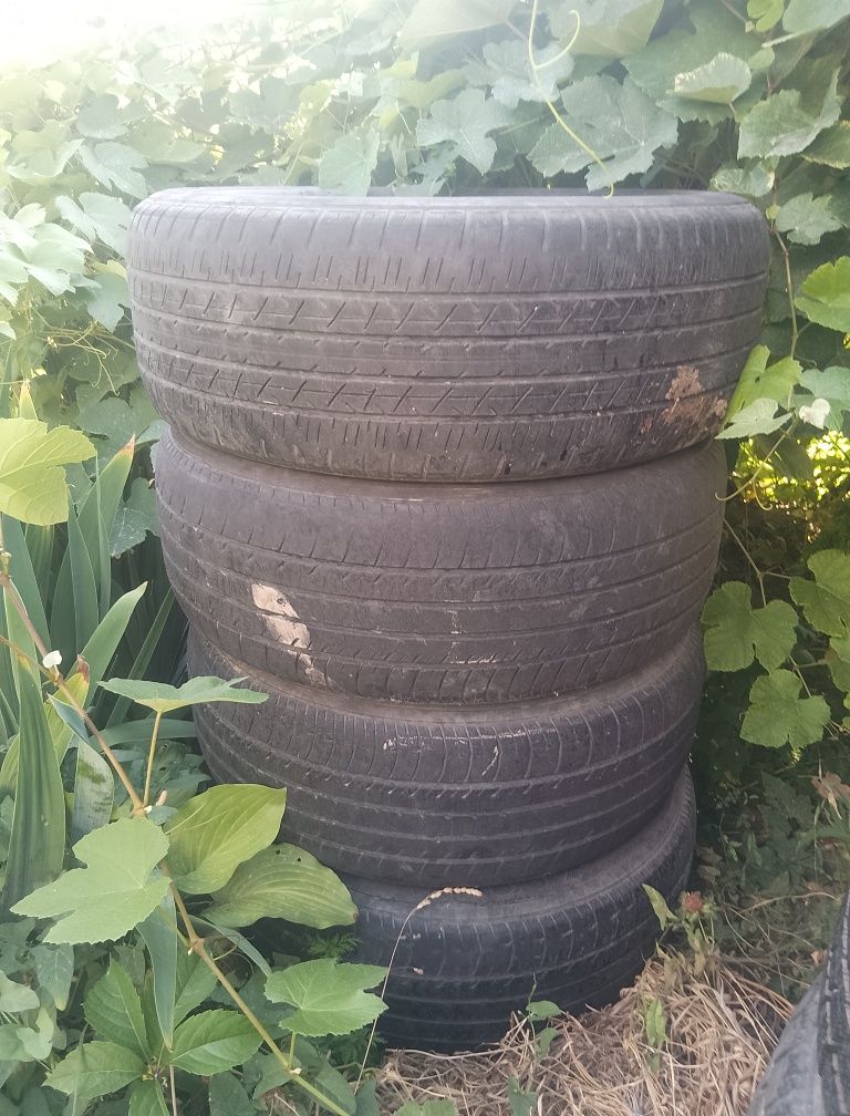 Продам 4 колеса с титановыми дисками