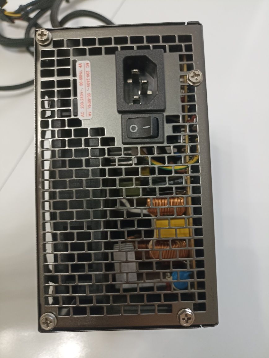 Блок питания Huntkey GS 550