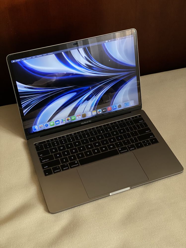 Срочно! Продам MacBook Pro 13” 2017 года