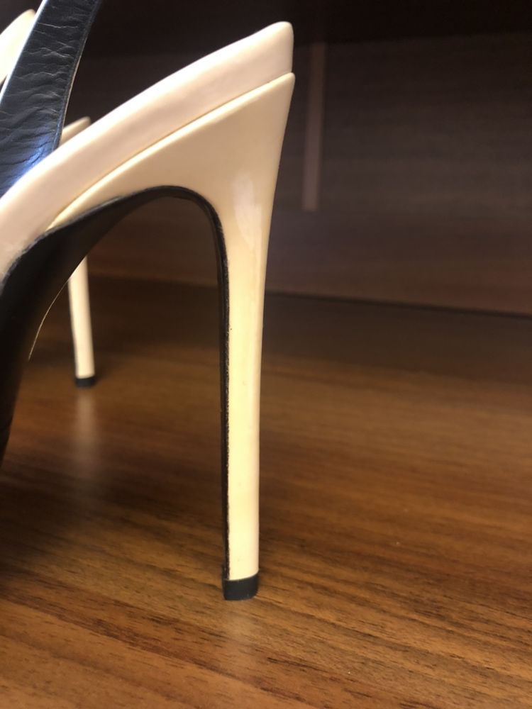 Продаю туфли Италия оригинал Gianmarco Lorenzi