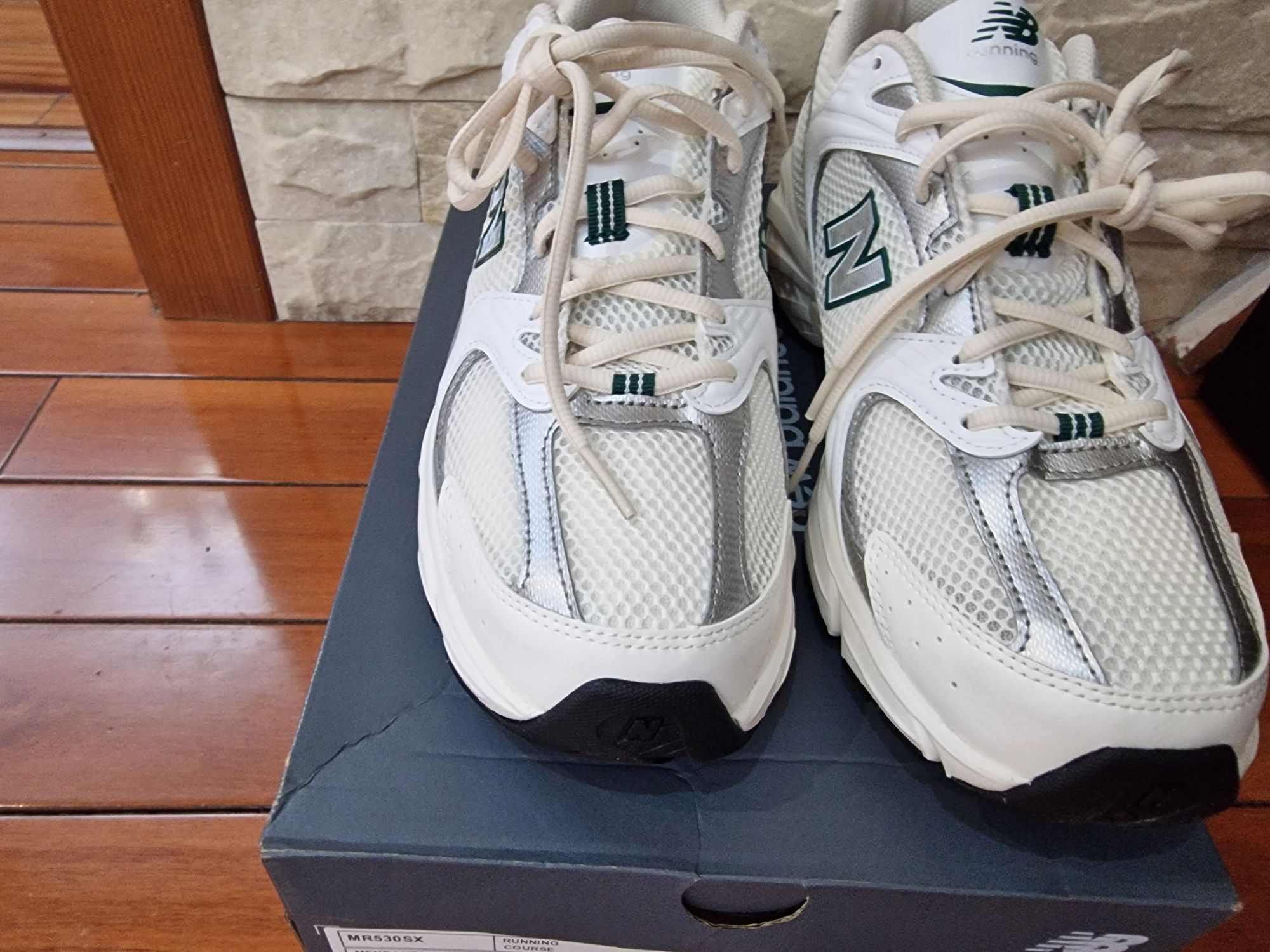 Мужские кроссовки новые New Balance 530