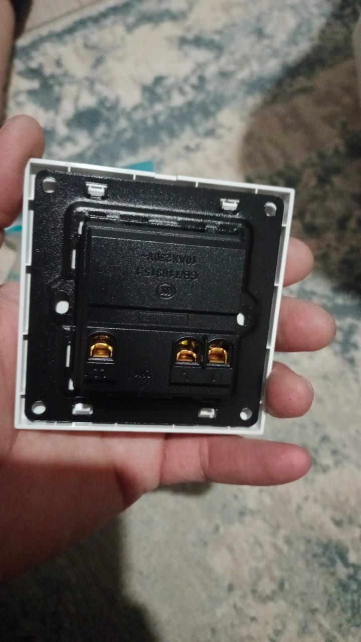 Продам выключатель, розетки
