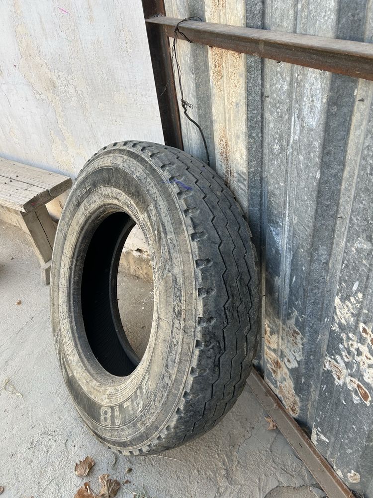 Продаются шины 11R22.5