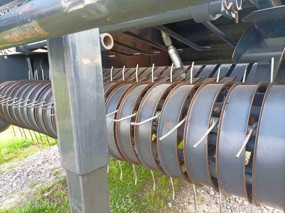 Пресс-подборщик Metal-Fach z562 из Европы (Польша)