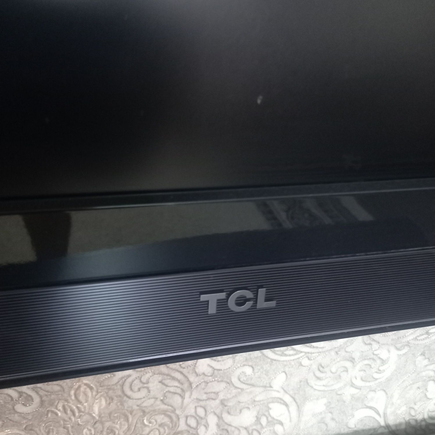 Продам телевизор TCL