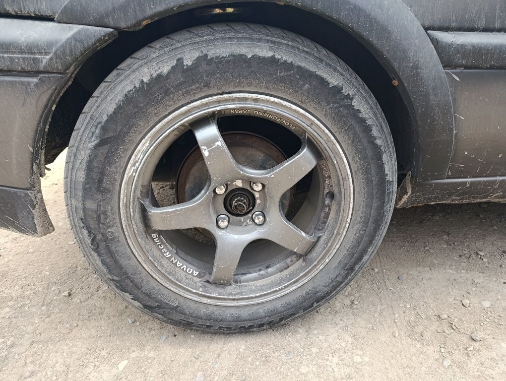 Титановые диски R15 с резиной 4*100