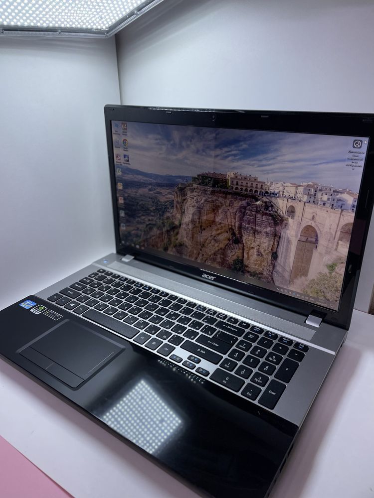 Ноутбук Acer V3-771G/VA70. Звонить на WatsSapp