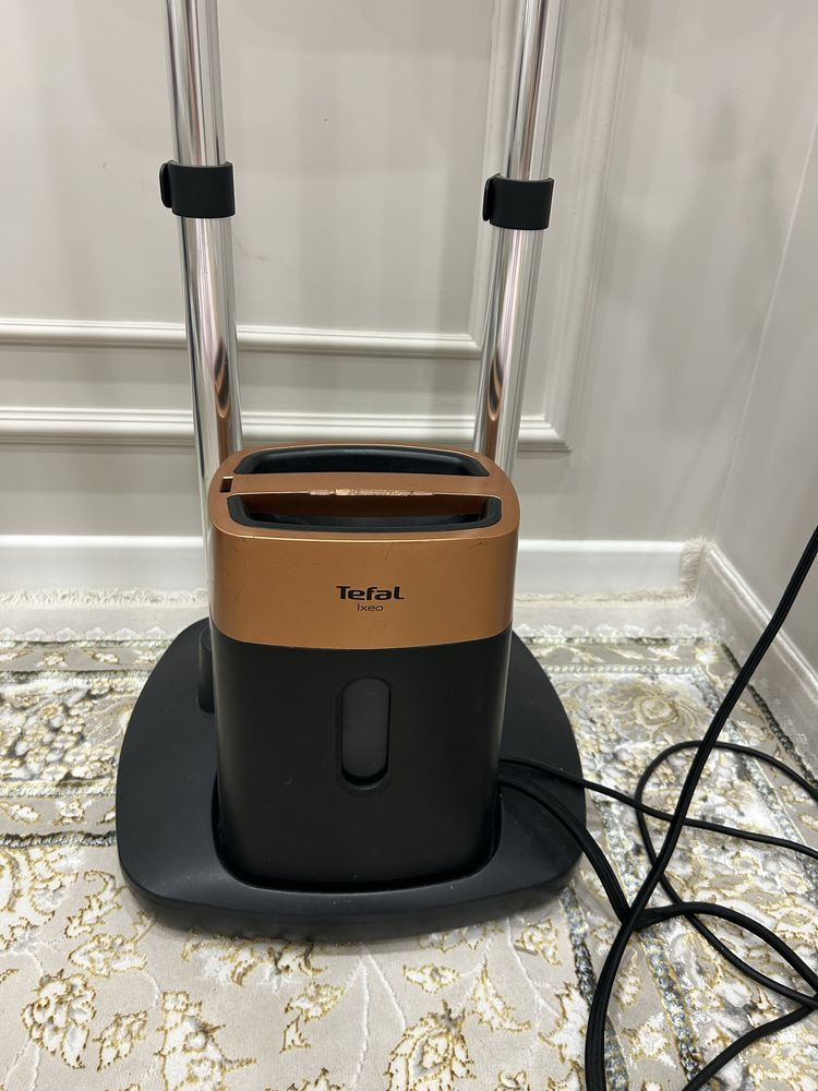 Паровой утюг Tefal