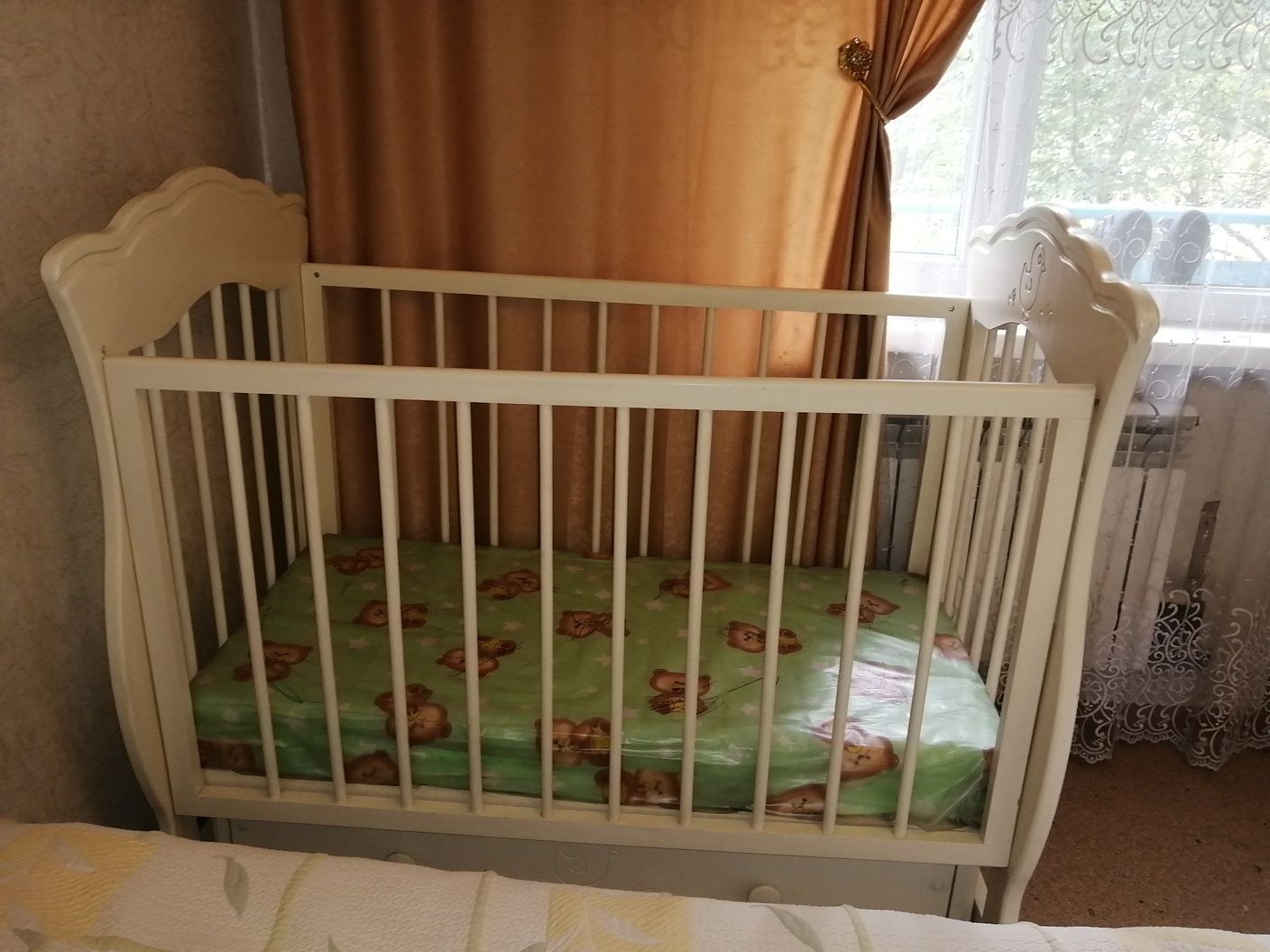 Манежка детская кровать