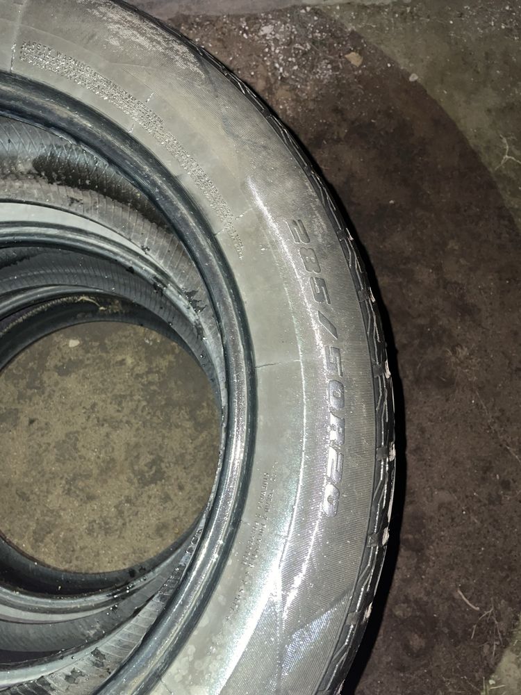 Зимние шины 285/50/ R20. 3 штук.