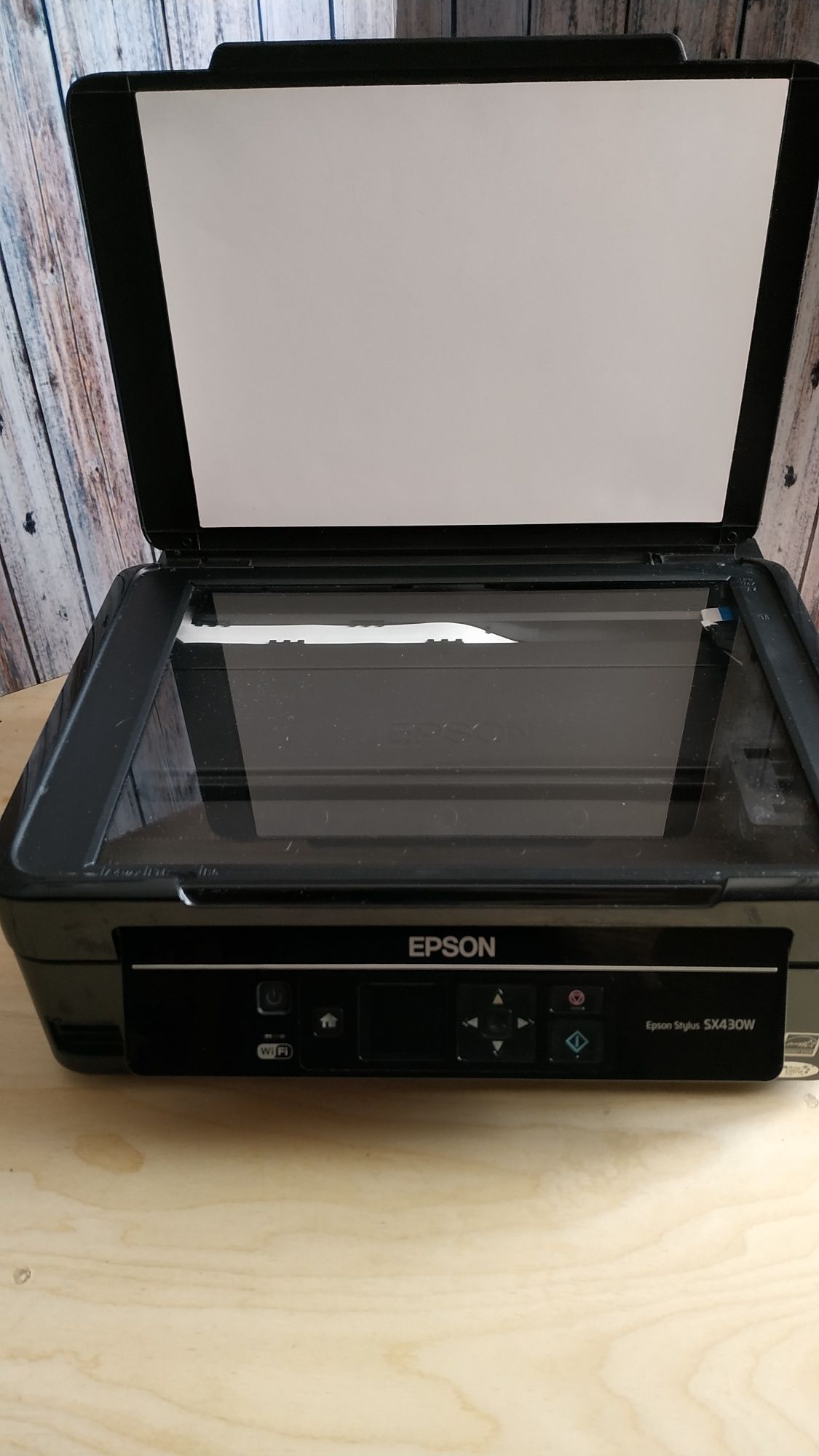 Продам на запчасти МФУ Epson Stylus SХ430W