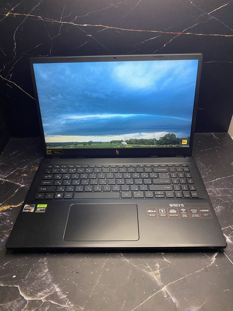 Acer nitro v15 AM5 RTX2050