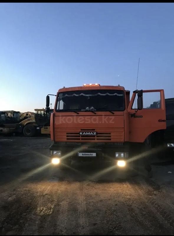 КАМАЗ 6520 самосвал, 2012 г. — в отличном состоянии