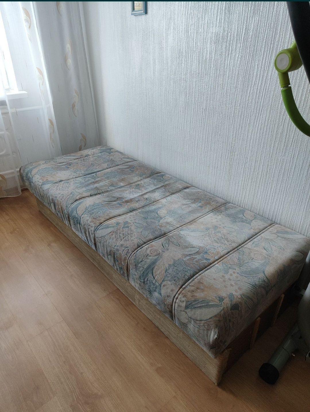 Кровать тахта продам